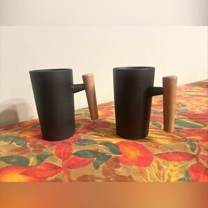 2 Ceramic Tea Cups with Wood Handles, Gray, BRAND NEW
